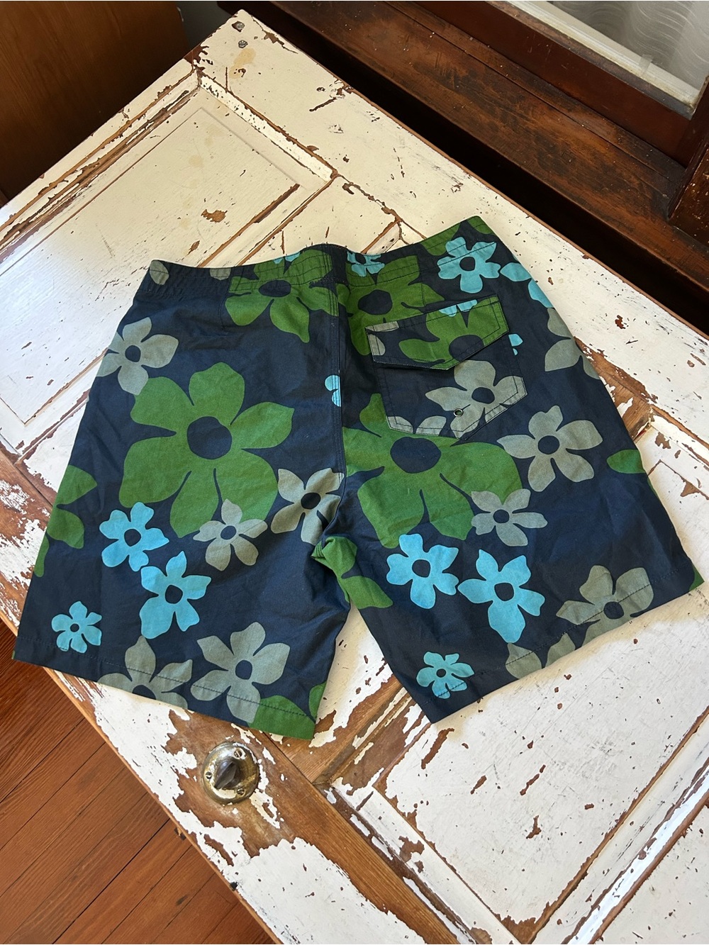 Bb The TOURIST by Burkman Bros mens blue/green floral swim trunks size M 32" - Picture 8 of 9